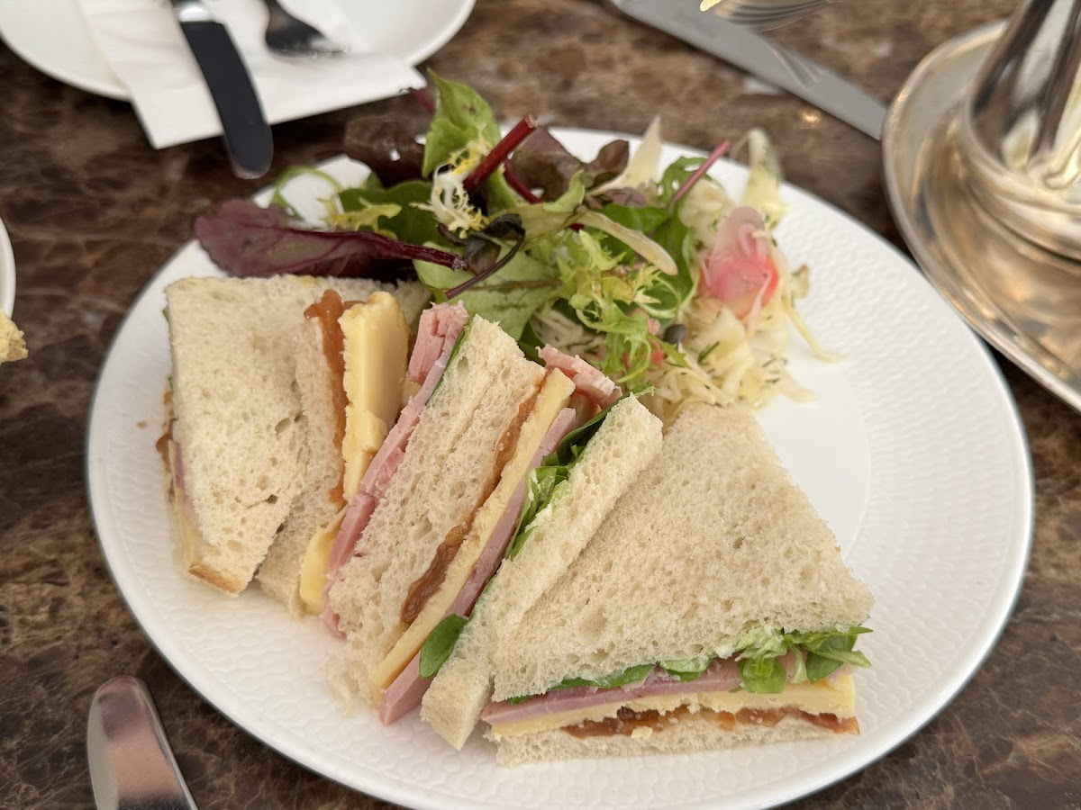 Bettys Café Tea Rooms — photo 3