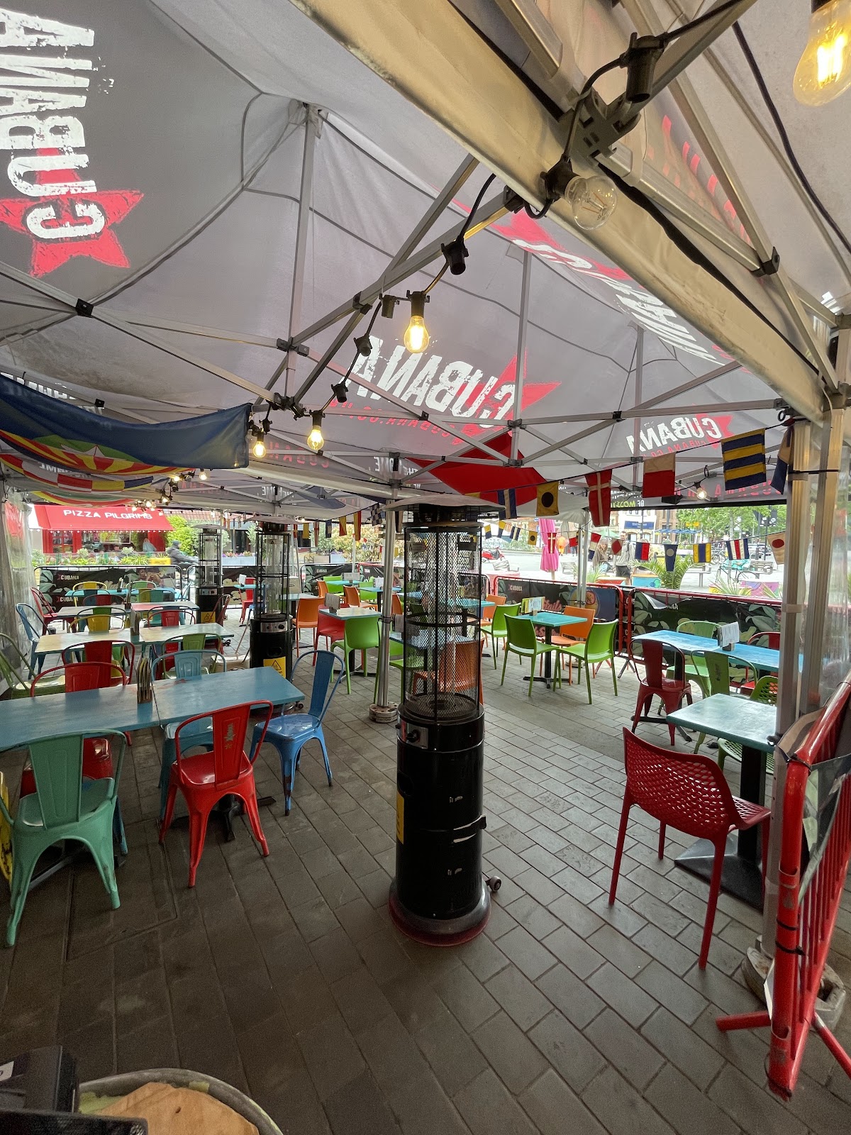 Cubana - Bar-Restaurant — photo 2