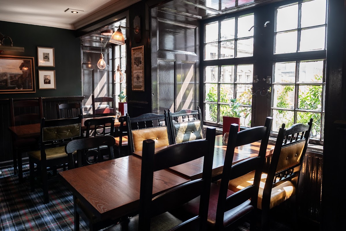 Deacon Brodies Tavern