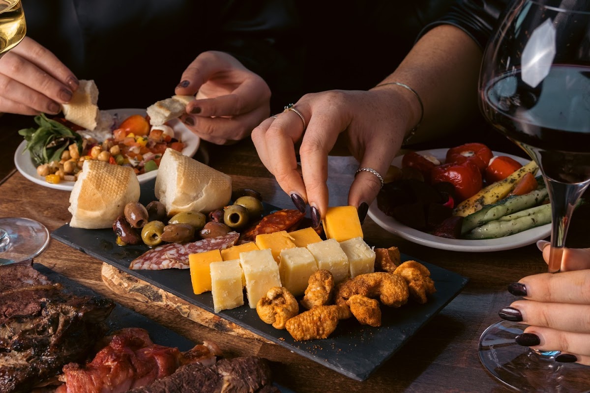Estabulo Rodizio Bar & Grill - Leeds — photo 3