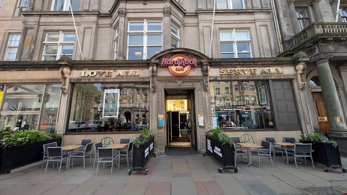 Hard Rock Cafe — photo 2