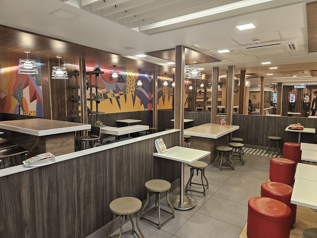 Jollibee Earl's Court