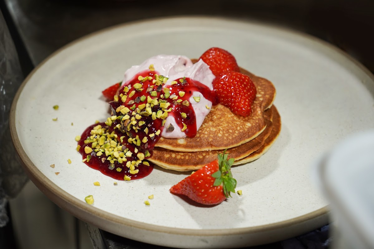 KOZZEE Cafe Soho | Brunch, Coffee & Desserts — photo 2