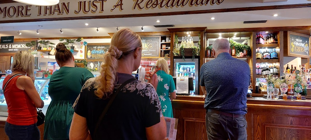 Primrose Farm - Dining & Carvery