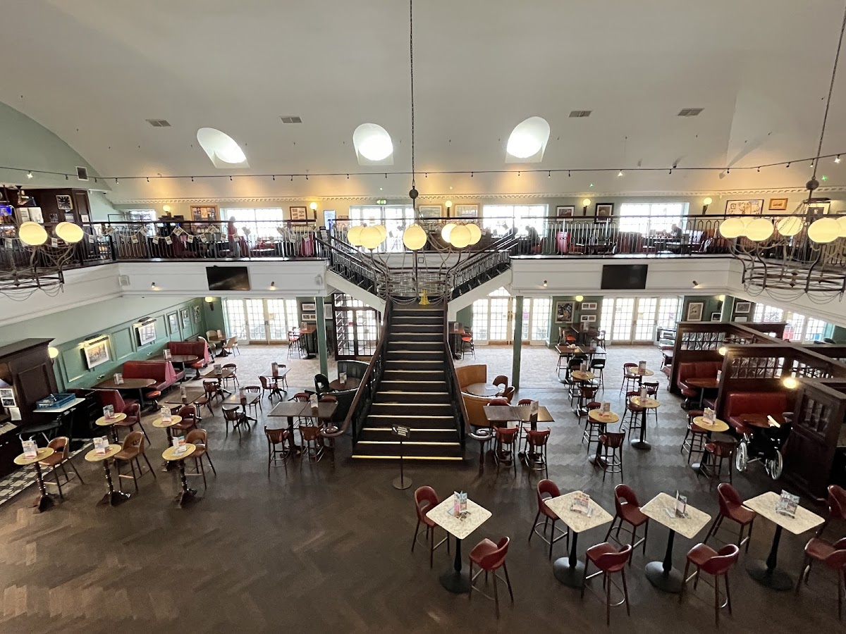Royal Victoria Pavilion - JD Wetherspoon — photo 3