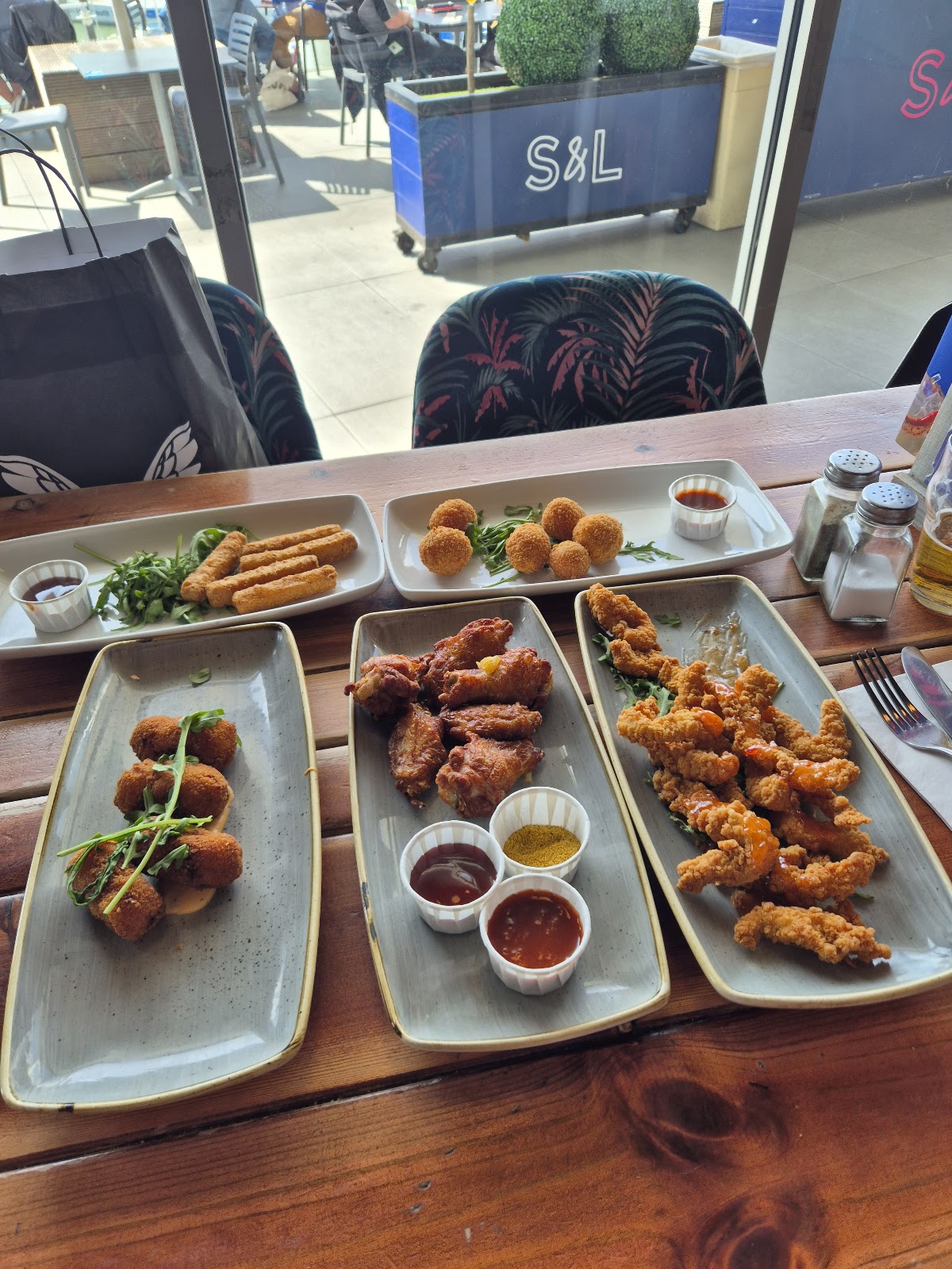Slug & Lettuce - Portsmouth — photo 3