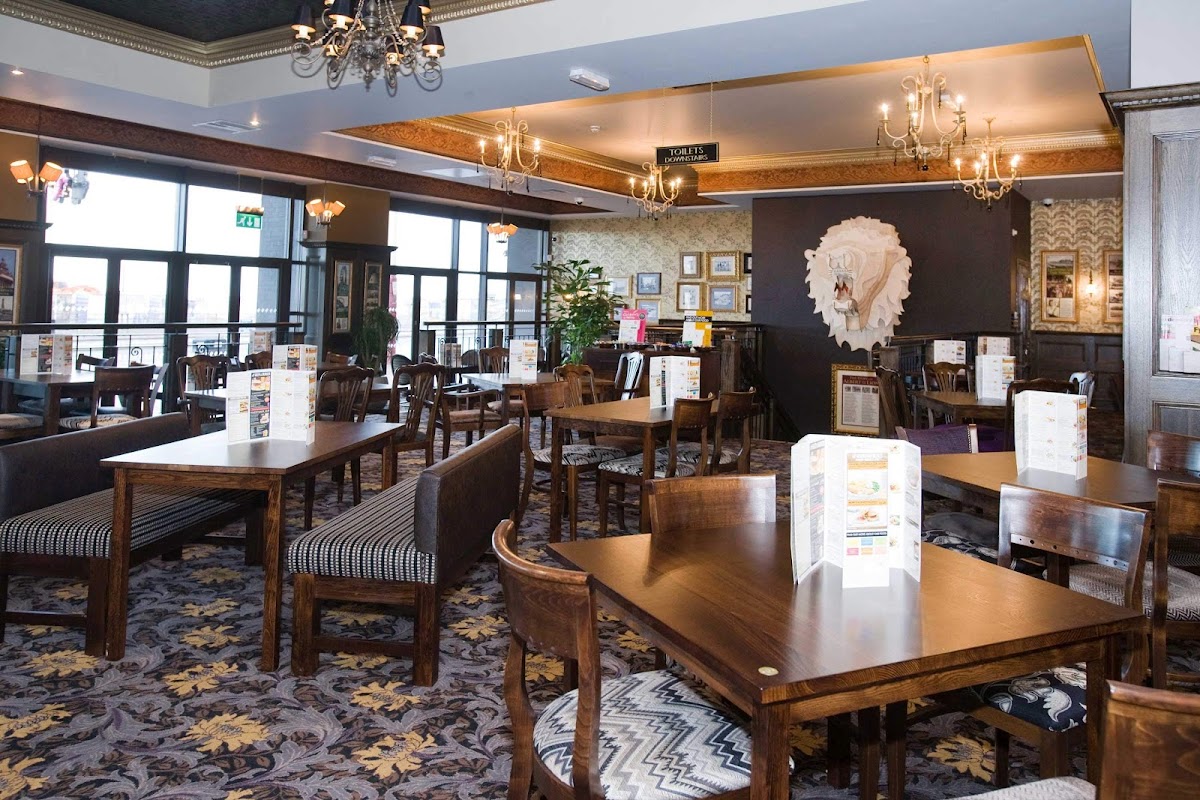 The Albert & The Lion - JD Wetherspoon