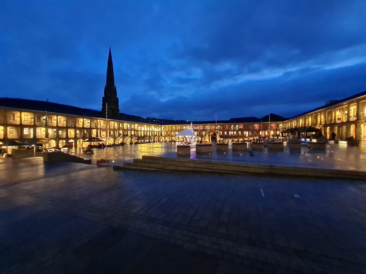 The Piece Hall — photo 3